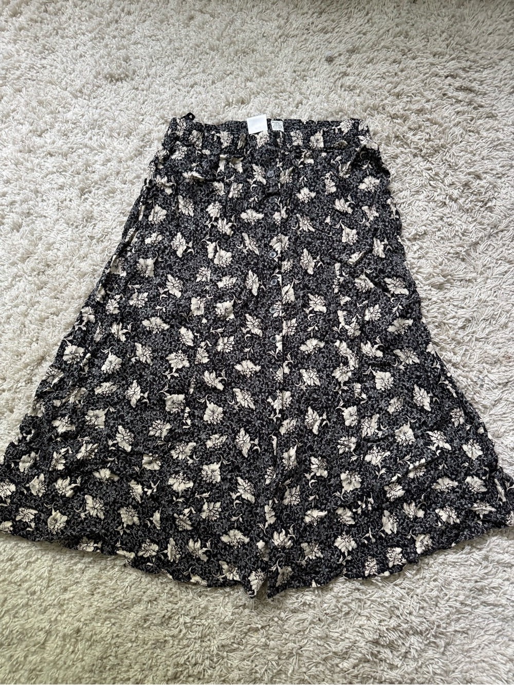 H&M Black and Cream Floral A-Line Skirt